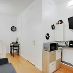 Intimate Apartment - 1Br-2P - Saint-Ambroise
